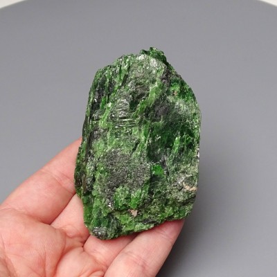 Chromdiopside natural mineral top quality 192g, Russia