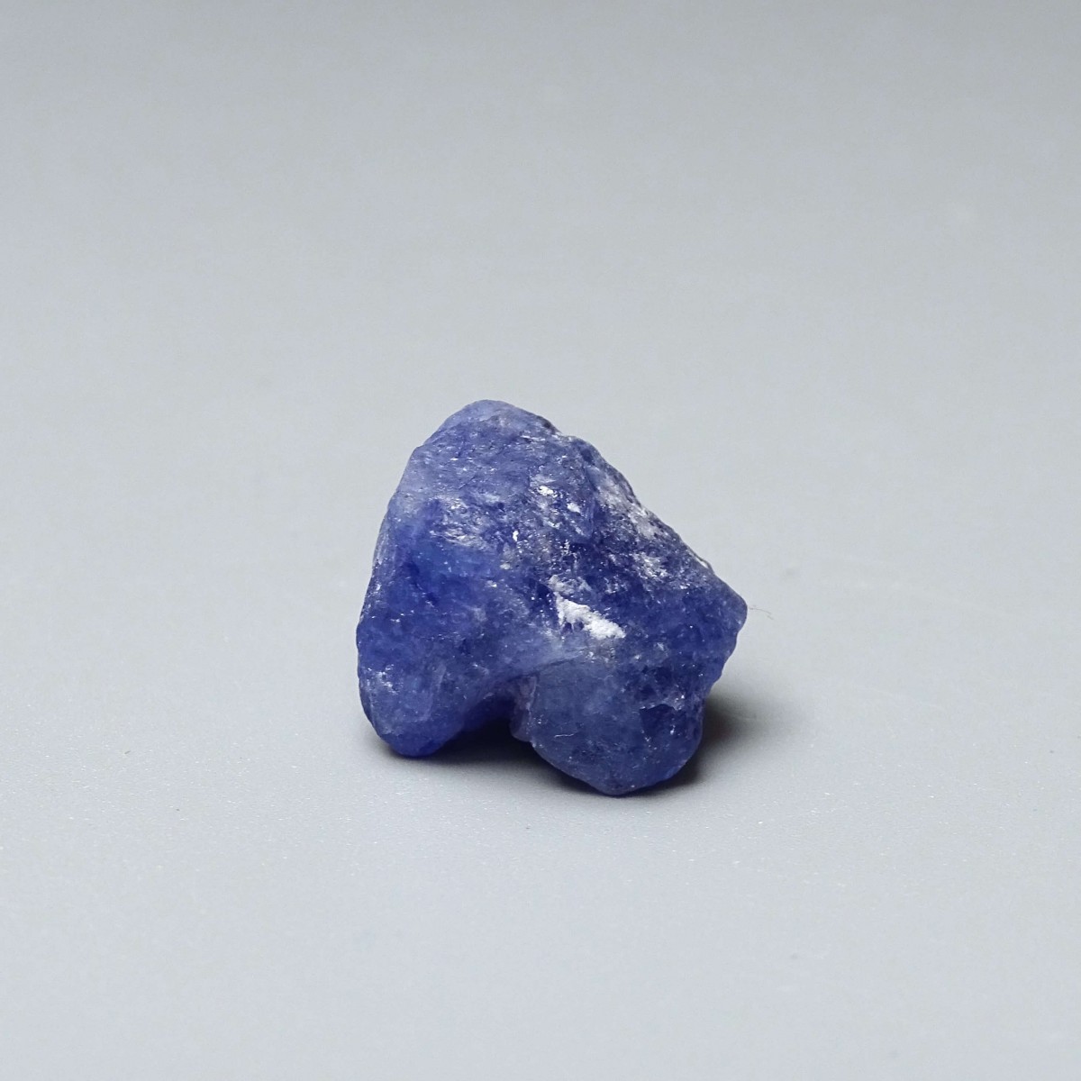 Tanzanite raw mineral 6.3g, Tanzania