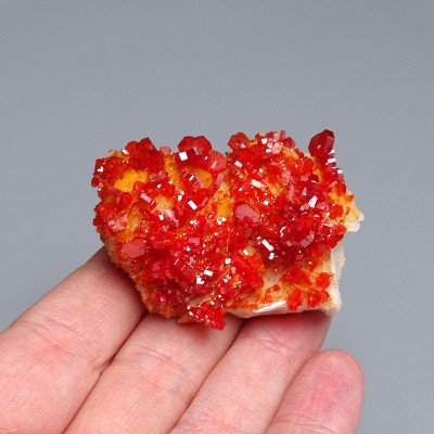 Vanadinite mineral 60,8g, Morocco