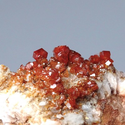 Vanadinite mineral 137.8g, Morocco