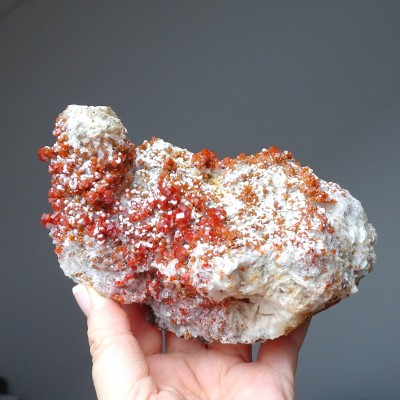 Vanadinite mineral 1238g, Morocco