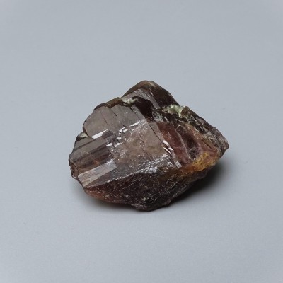 Axinite natural crystal 29,7g, Pakistan