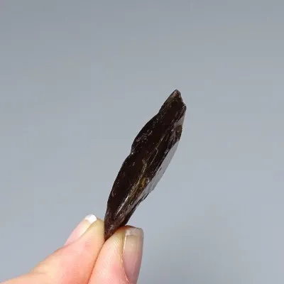 Axinite natural crystal 12.4g, Pakistan