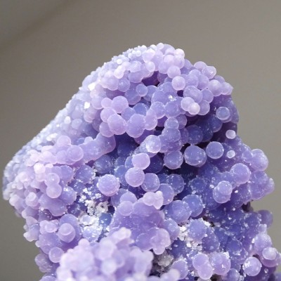 Grape chalcedony 1045g, Indonesia