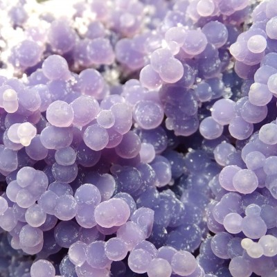 Grape chalcedony 1045g, Indonesia