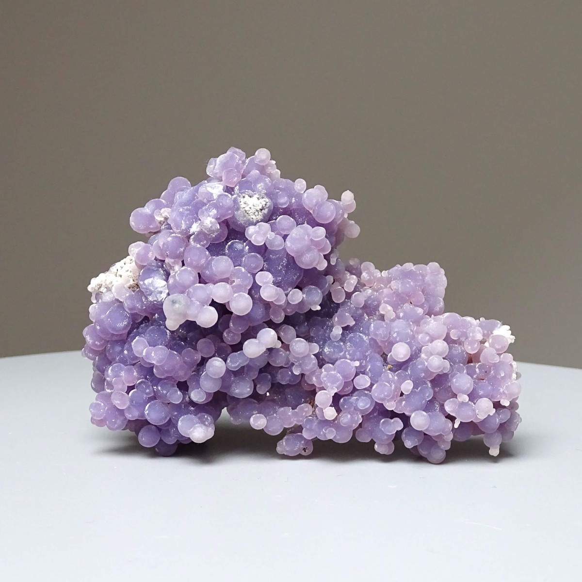 Grape chalcedony 121g, Indonesia