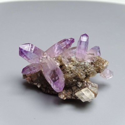 Natürliche Amethystkristalle im Gestein 38g, Mexiko