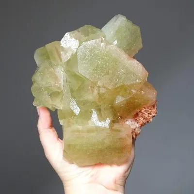 Green apophyllite, stilbit druse 1574g, India