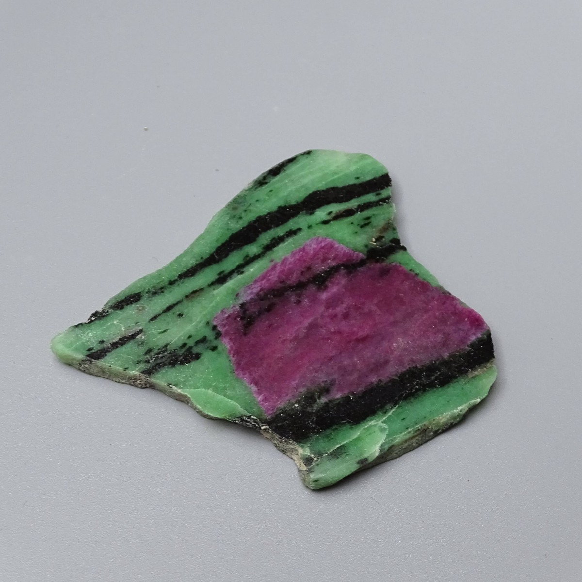 Ruby in zoisite polished plate 32g, Tanzania