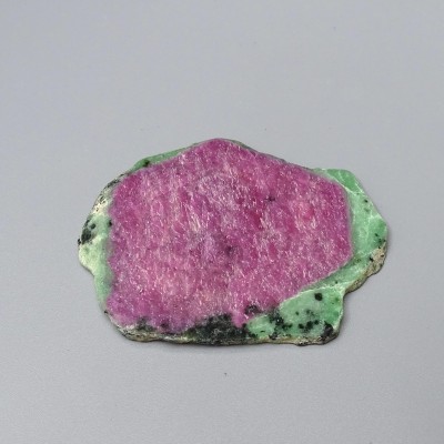 Ruby in zoisite polished plate 37g, Tanzania