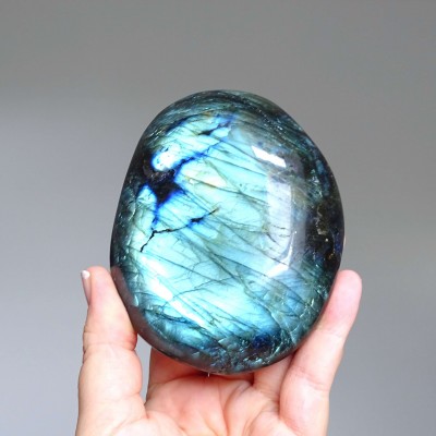 Labradorite polished 415g, Madagascar