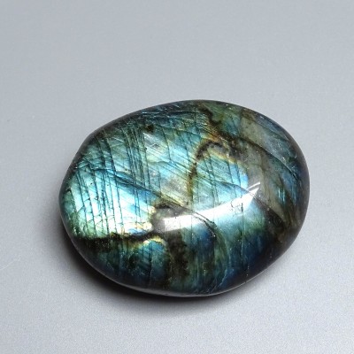 Labradorite polished 234g, Madagascar