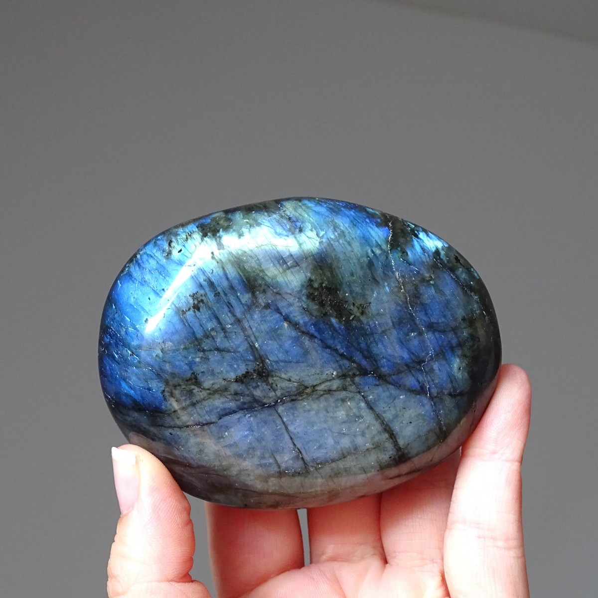 Labradorite polished 292g, Madagascar