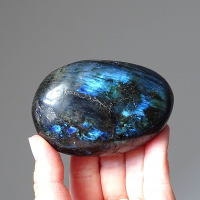 Labradorite polished 229g, Madagascar