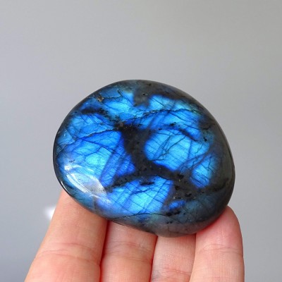 Labradorite polished 116g, Madagascar