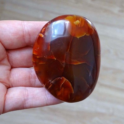 Carnelian polished 149g, Madagascar