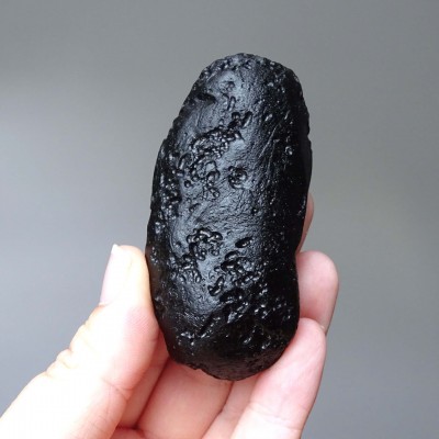 Tektite natural indochinite 84g, Vietnam