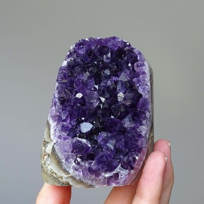 Amethyst natürliche Druse 349g, Uruguay