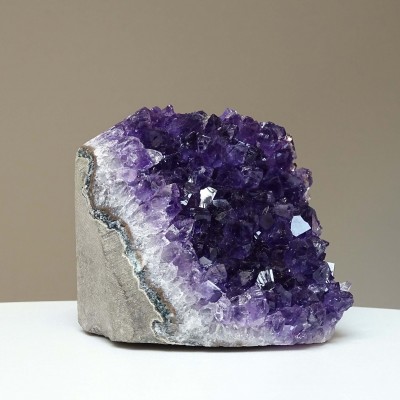 Amethyst natürliche Druse 334g, Uruguay