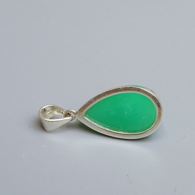 Chrysoprase pendant in silver top quality 6.7g, Tanzania