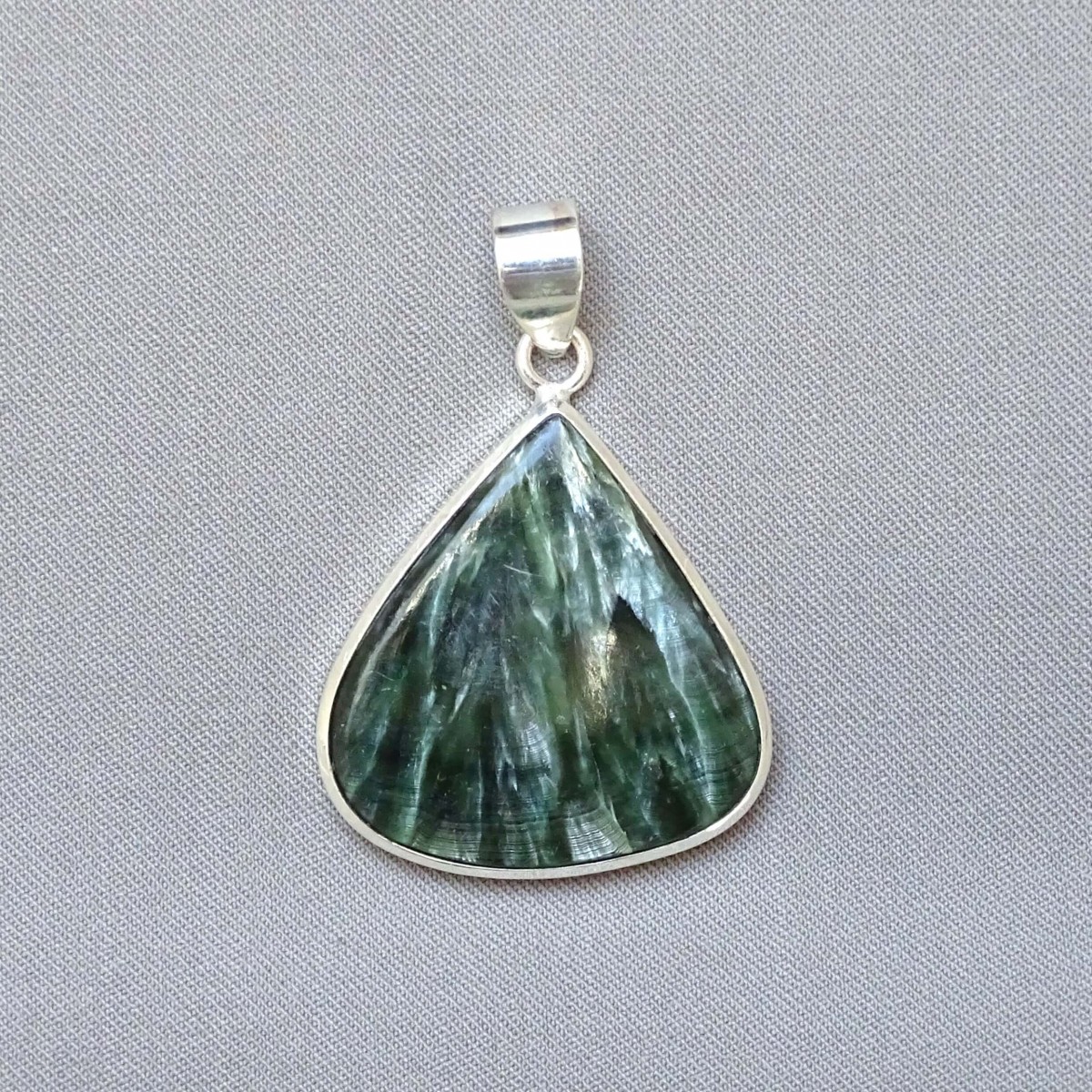 Serafinite pendant in silver 9.1g, Russia