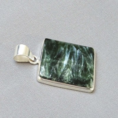 Serafinite pendant in silver 12.9g, Russia