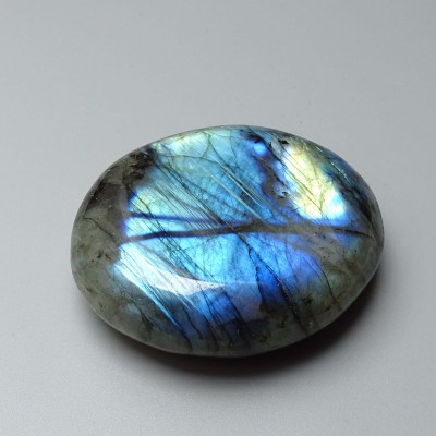 Labradorite polished 207g, Madagascar