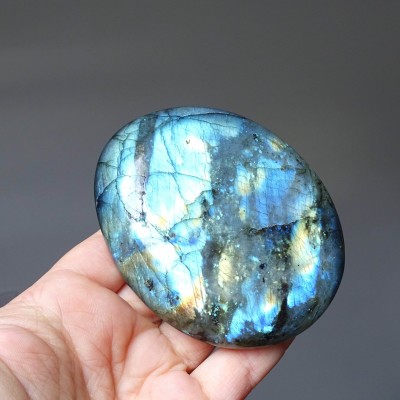 Labradorite polished 258g, Madagascar