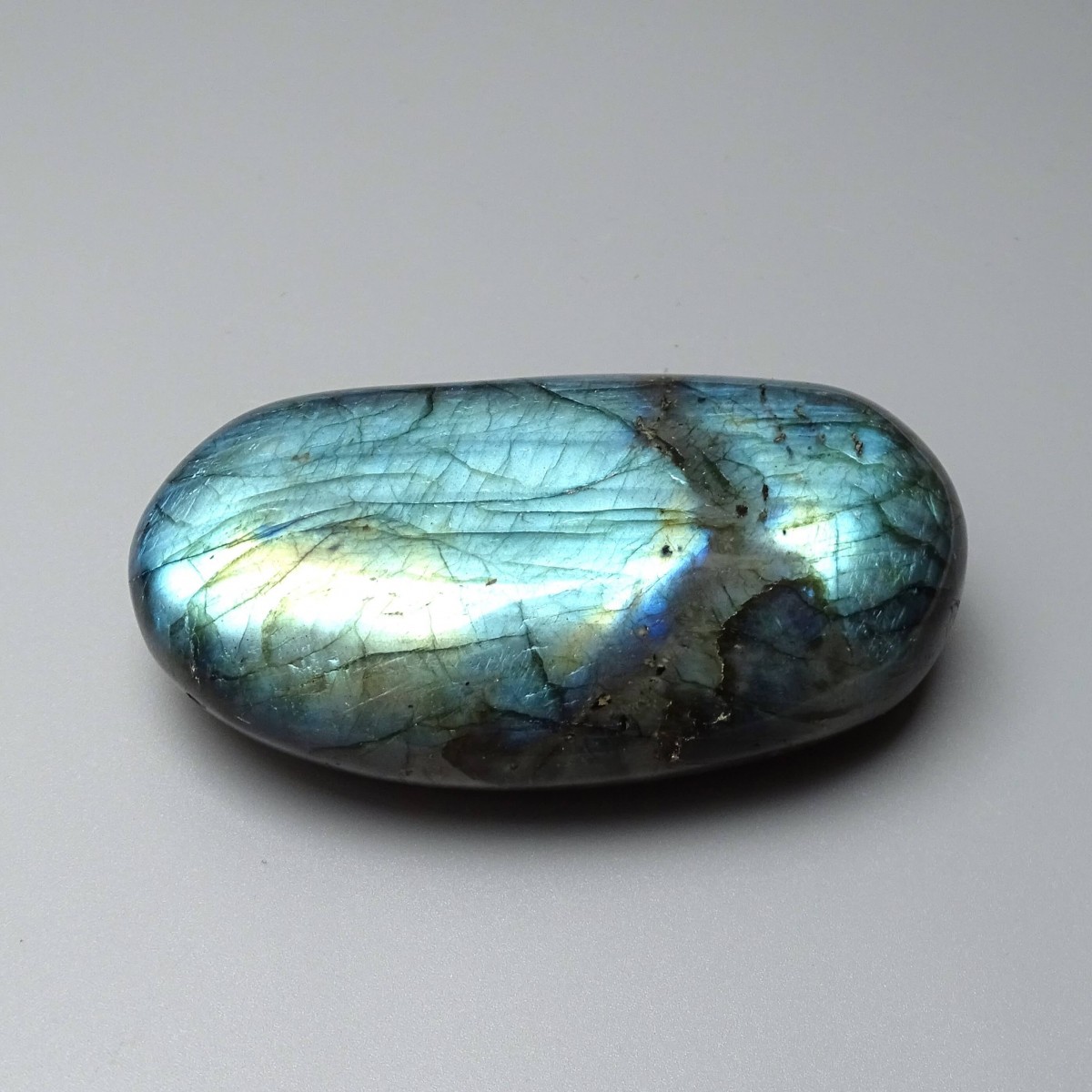 Labradorite polished 233g, Madagascar