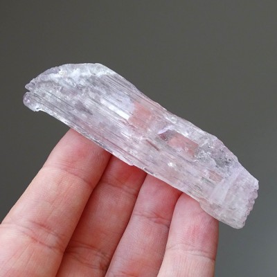 Kunzite natural crystal 30.9g, Afghanistan