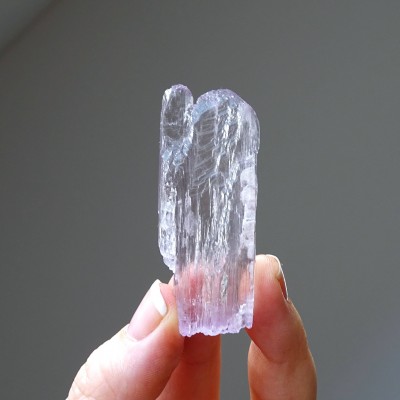 Kunzite natural crystal 21.7g, Afghanistan