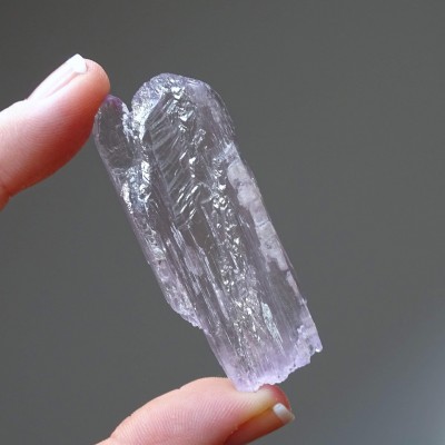 Kunzite natural crystal 21.7g, Afghanistan