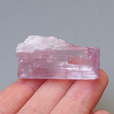 Kunzite natural crystal 28.5g, Afghanistan