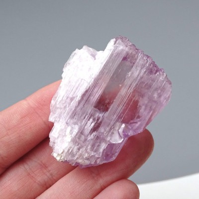 Kunzite natural crystal 50.5g, Afghanistan