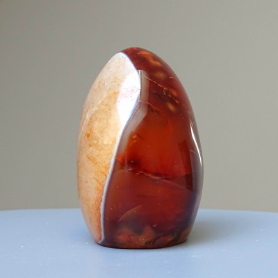 Carnelian polished 292g, Madagascar