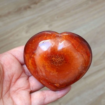 Polished carnelian - heart 272g, Madagascar