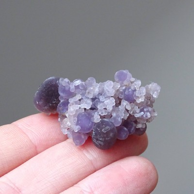 Grape chalcedony 9.7g, Indonesia