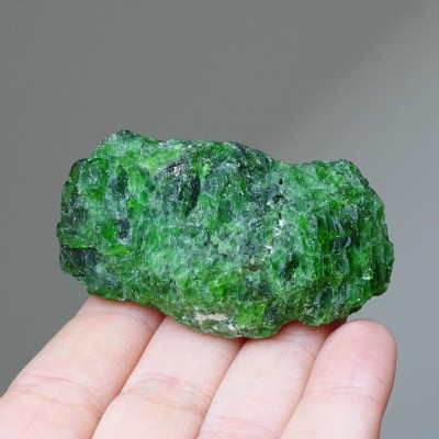 Chromdiopside natural mineral top quality 64g, Russia