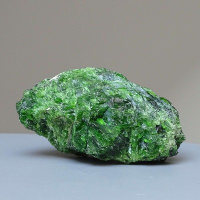 Chromdiopside natural mineral top quality 154g, Russia