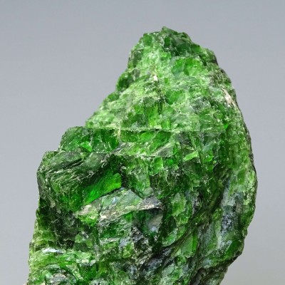 Chromdiopside natural mineral top quality 154g, Russia