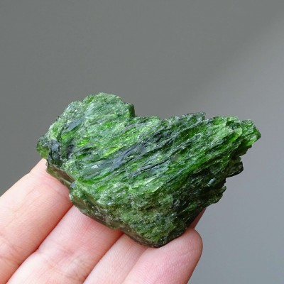 Chromdiopside natural mineral top quality 58g, Russia