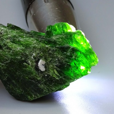 Chromdiopside natural mineral top quality 58g, Russia