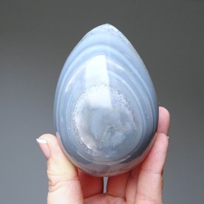 Natural agate polished with crystals 420g, Brazil