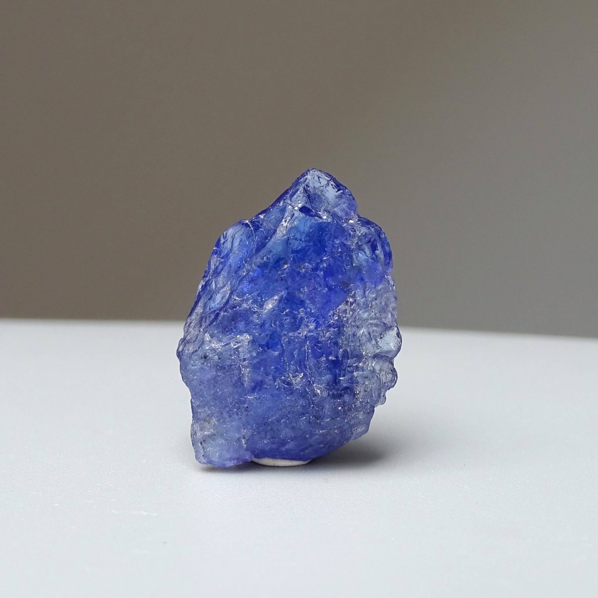 Tanzanite natural crystal 3.8g, Tanzania