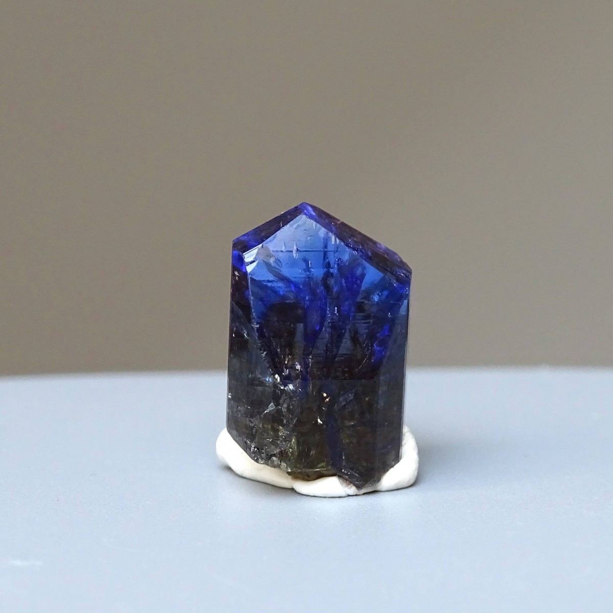 Tanzanite unheated natural raw mineral 20ct, Tanzania