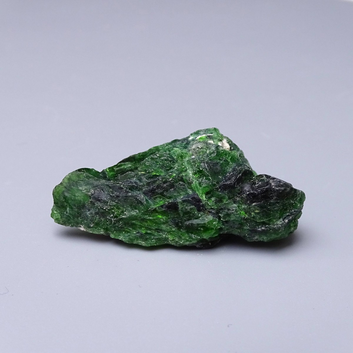 Chromdiopside natural mineral top quality 24g, Russia