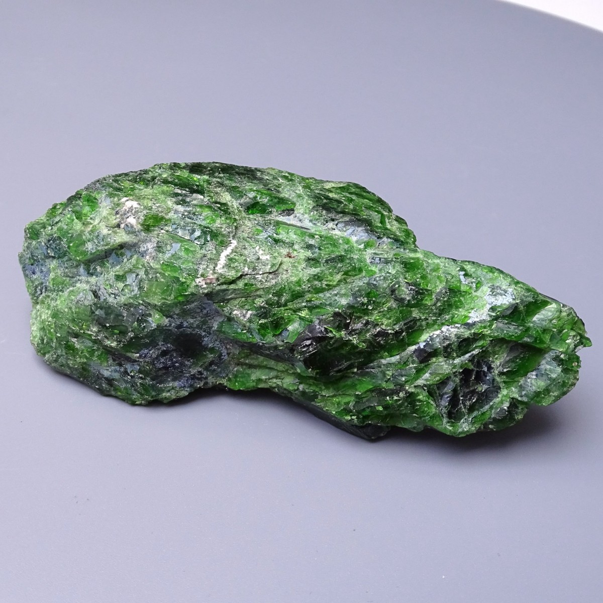 Chromdiopside natural mineral top quality 211g, Russia