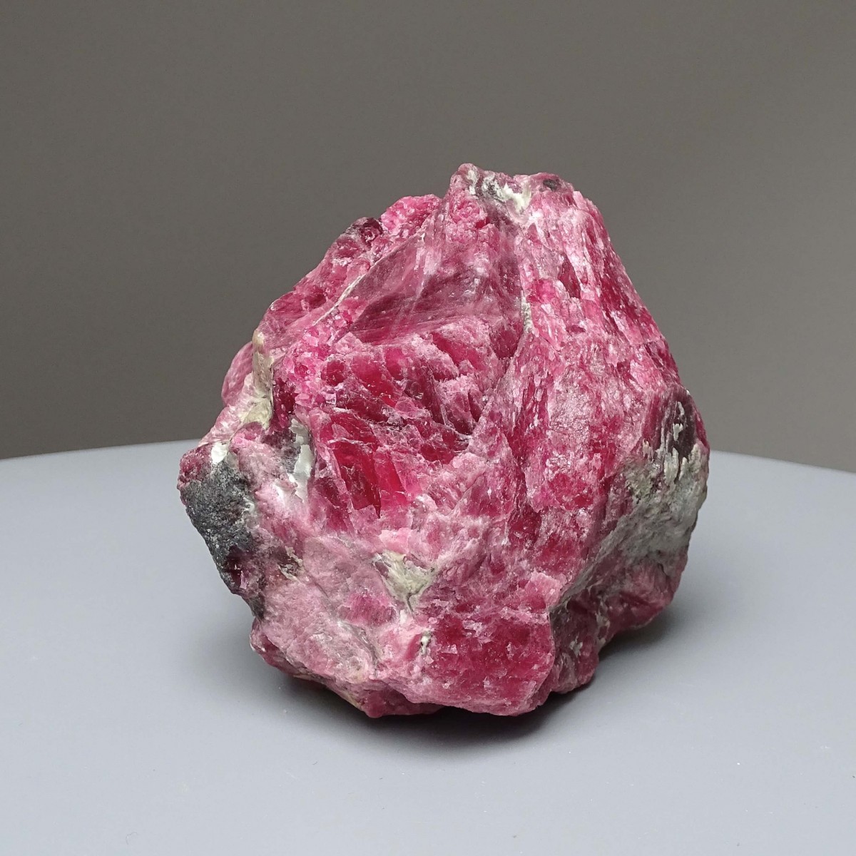 Rhodonit-Rohmineral 439g, Brasilien