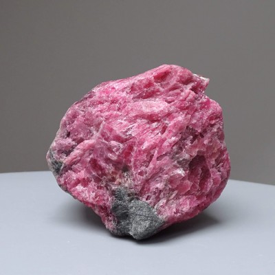 Rhodonit-Rohmineral 439g, Brasilien