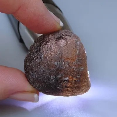 Agni Manitite tektit 20g, Indonésie